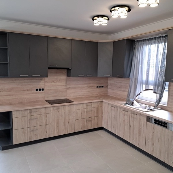 Egyedi készítésű és szabású konyhabútor